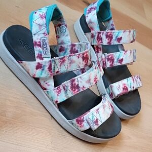 Keen Tie Dye Three nylon Strap Sandal